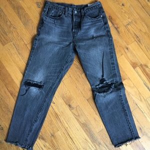 Levi's Wedgie Icon High-waisted, ripped jean